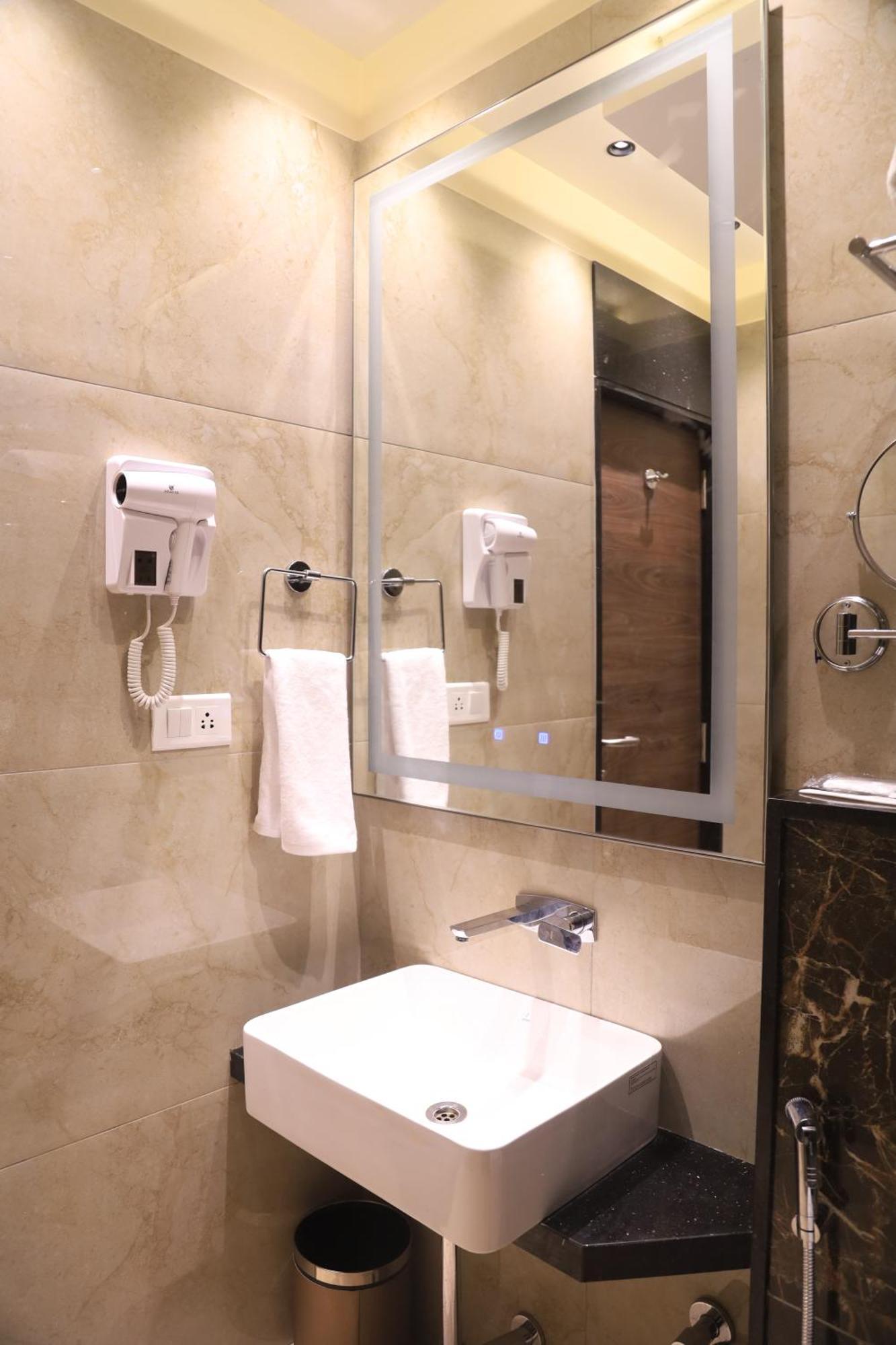 Kings Bury Inn Kumbakonam Luaran gambar